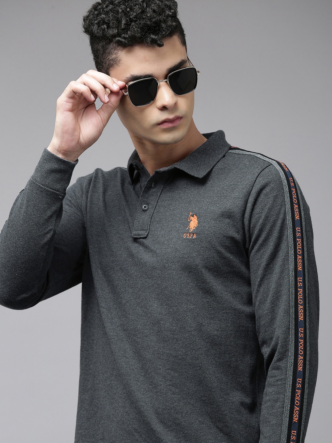 

U.S. Polo Assn. Men Charcoal Grey Solid Slim Fit T-shirt