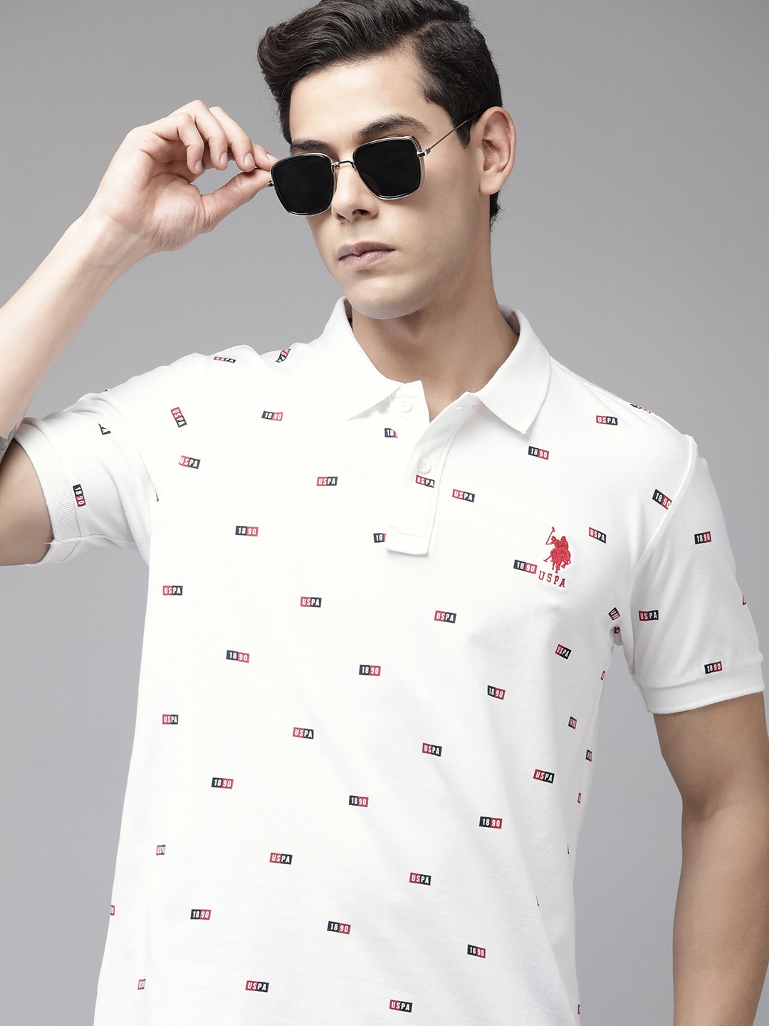

U.S. Polo Assn. Men White & Red Brand Logo Print Polo Collar Slim Fit T-shirt