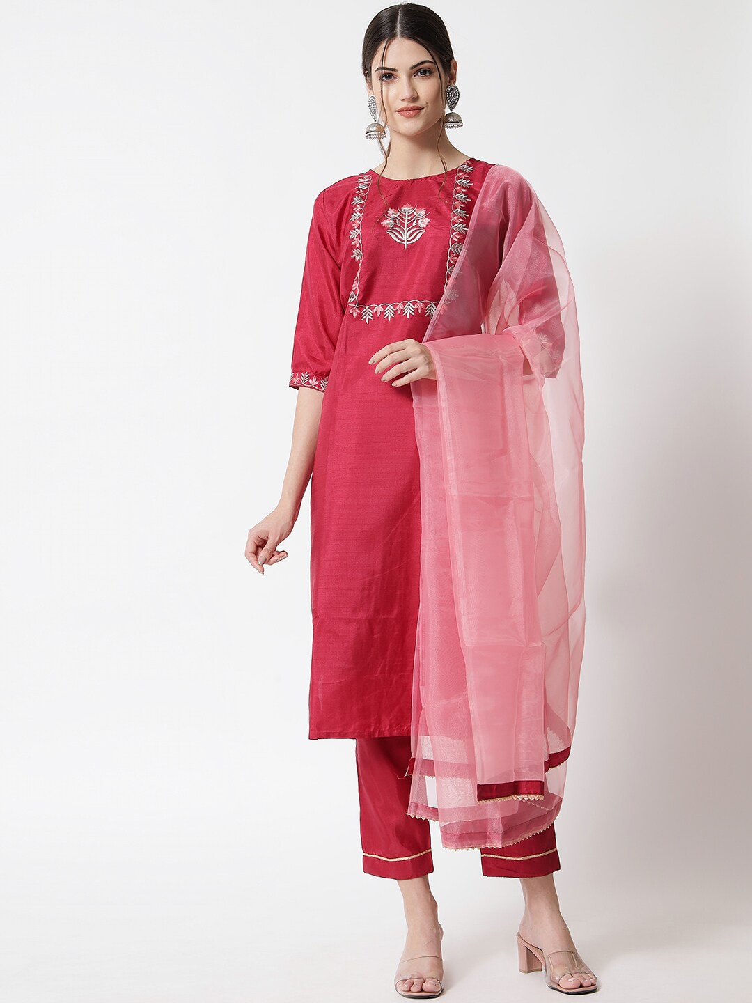 

VredeVogel Women Maroon Yoke Design Kurta with Trousers & With Dupatta