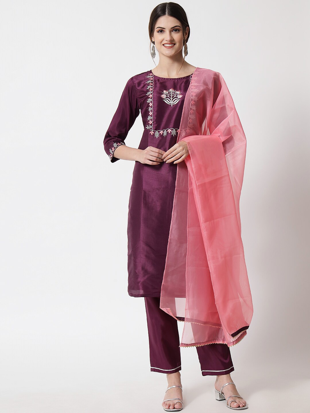

VredeVogel Women Purple Embroidered Kurta with Trousers & With Dupatta