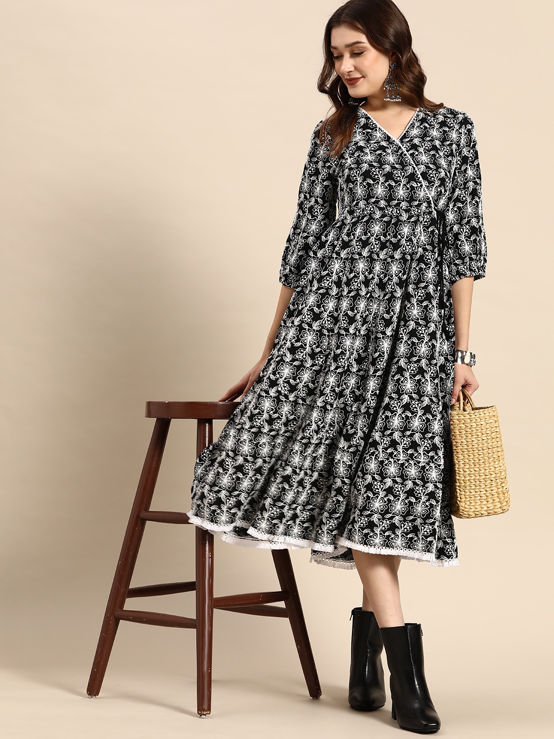

Sangria Black & White Floral Embroidered Lace Inserts Fringed Midi Wrap Dress