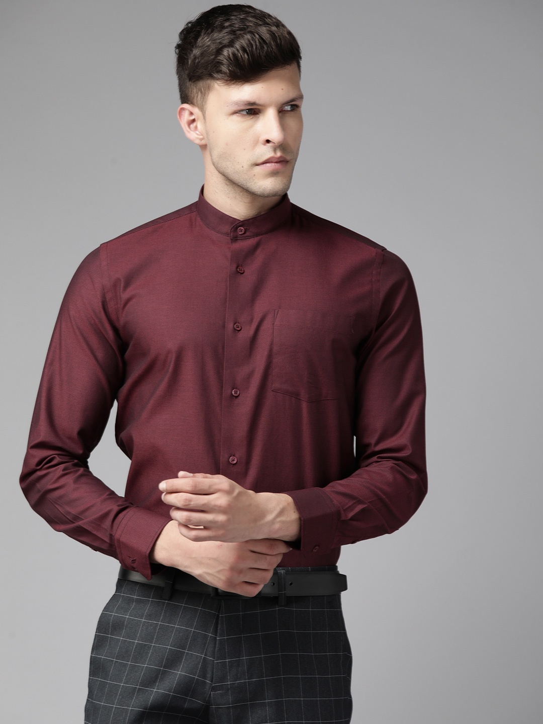 

Blackberrys Men Burgundy Self Design Slim Fit Pure Cotton Formal Shirt