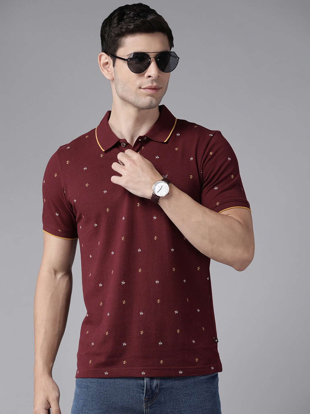 

Blackberrys Men Maroon Floral Print Polo Collar Slim Fit T-shirt