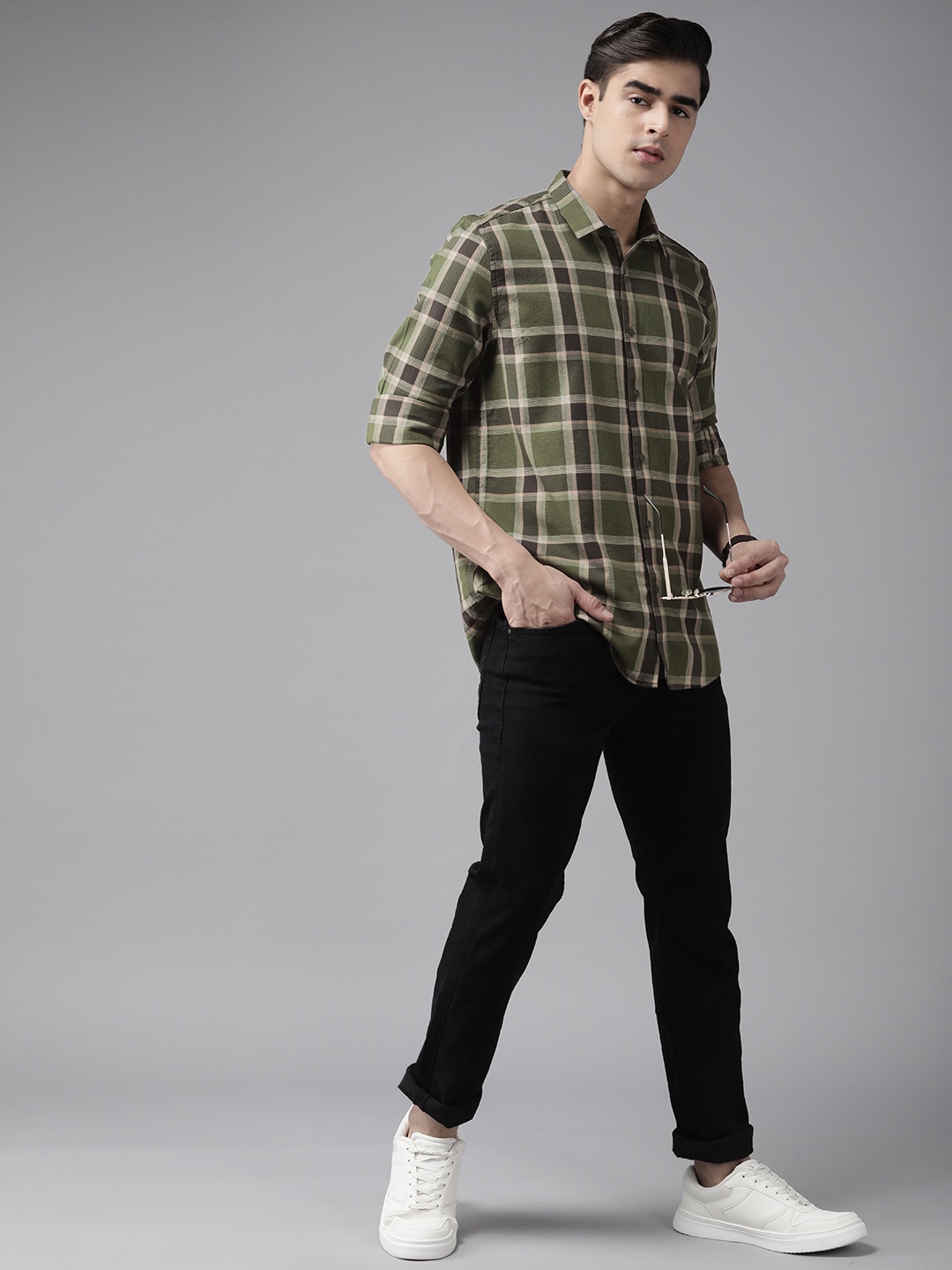 

Blackberrys Men Pure Cotton Slim Fit Tartan Checked Casual Shirt, Green