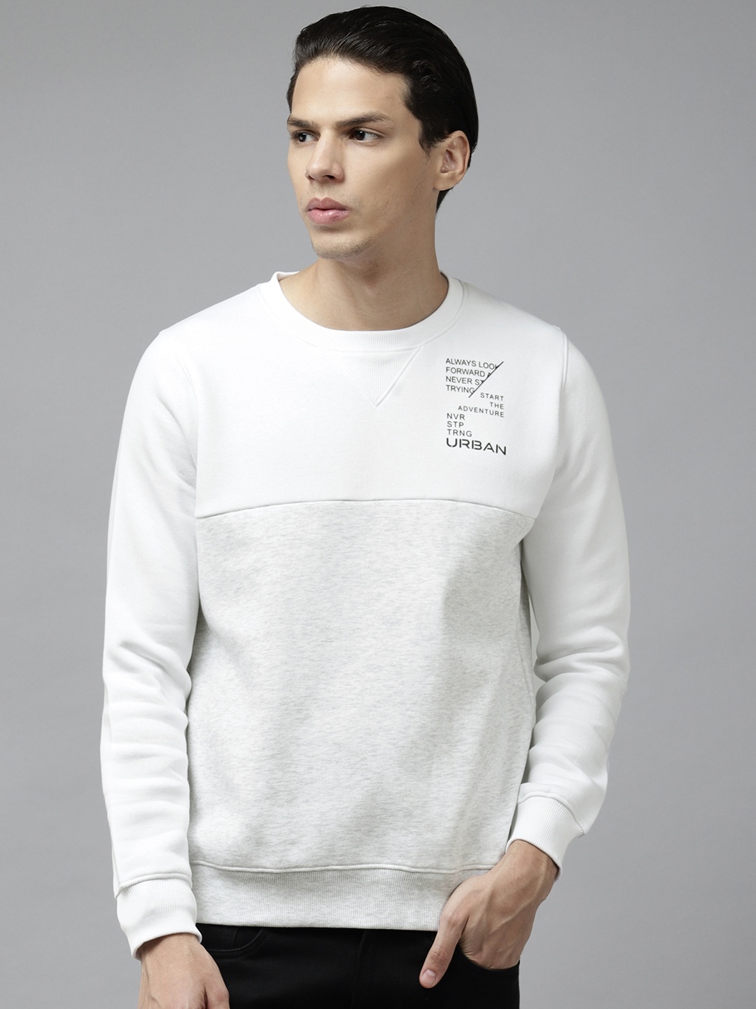 

Blackberrys Men Grey Melange & White Colourblocked Sweatshirt