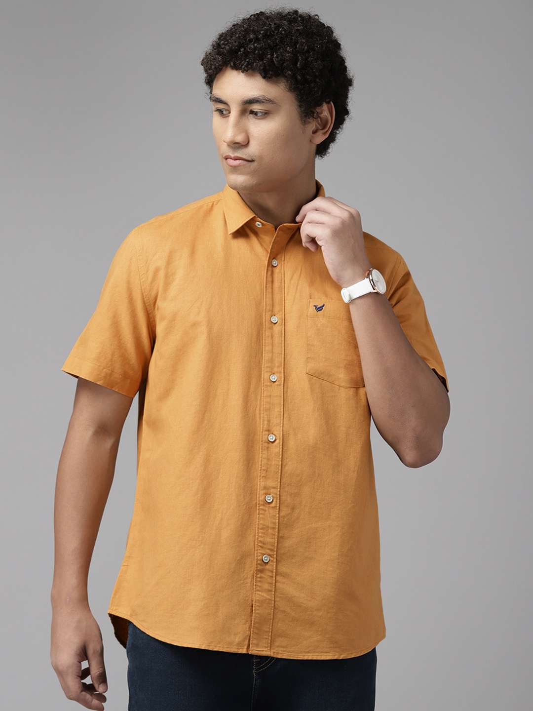 

Blackberrys Men Mustard Yellow Cotton Linen Slim Fit Shirt