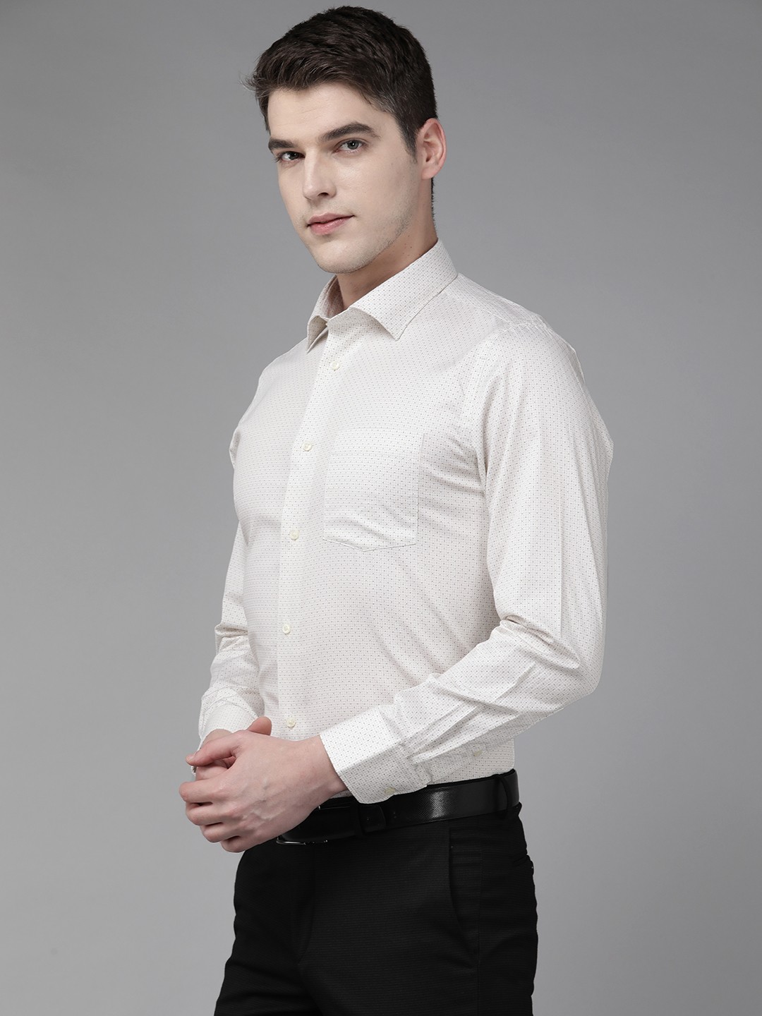 

Blackberrys Men Beige & Brown Pure Cotton Slim Fit Printed Formal Shirt