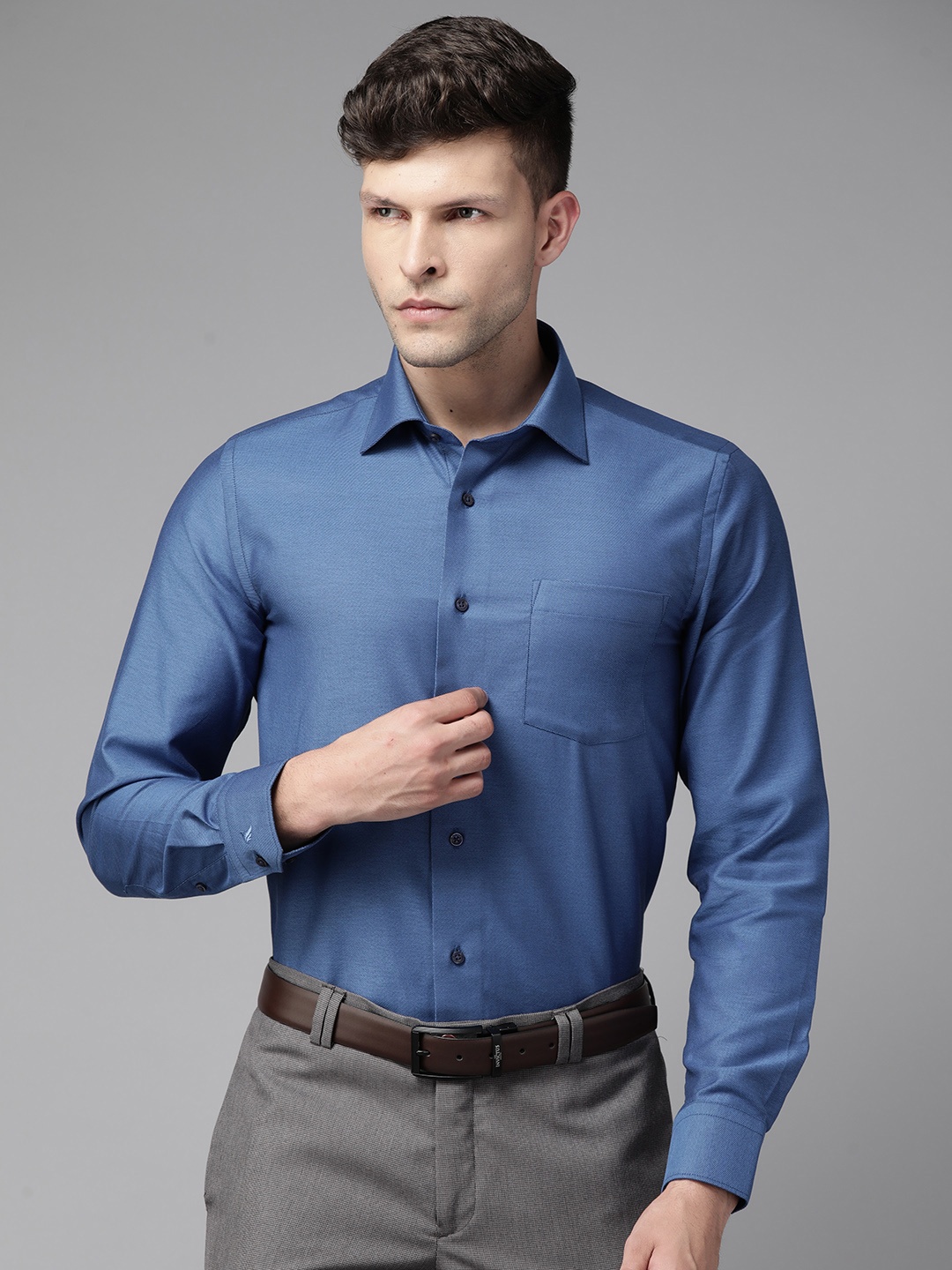 

Blackberrys Men Navy Blue Pure Cotton Slim Fit Formal Shirt