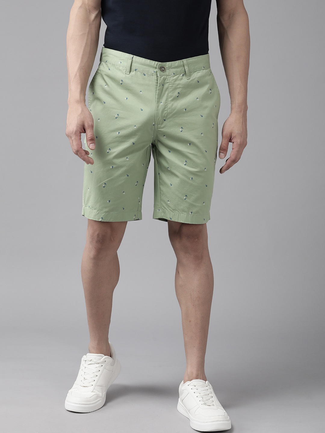 

Blackberrys Men Pure Cotton Printed Slim Fit Chino Shorts, Green