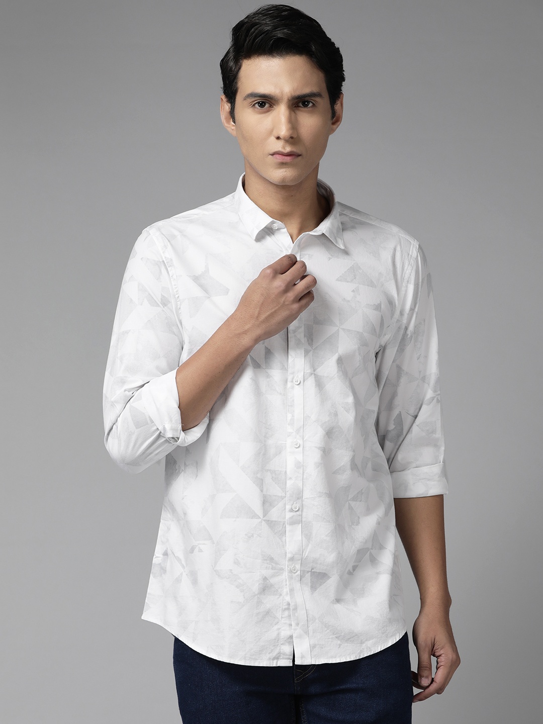 

Blackberrys Pure Cotton Printed Slim Fit Casual Shirt, White