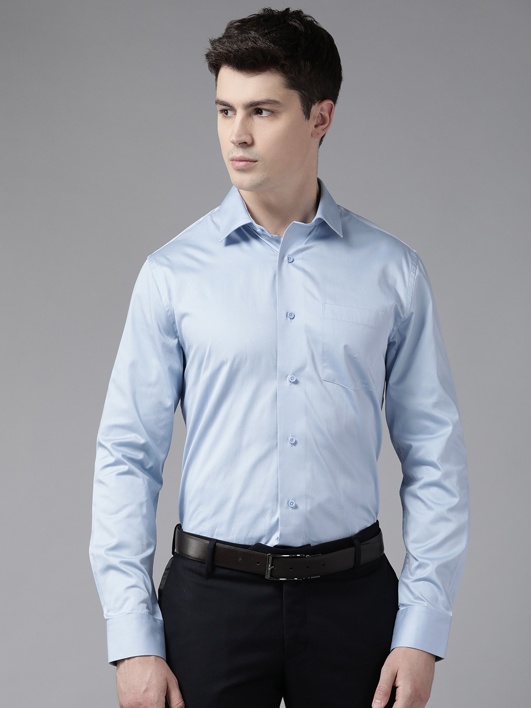

Blackberrys Men Blue Pure Cotton Solid Slim Fit Formal Shirt