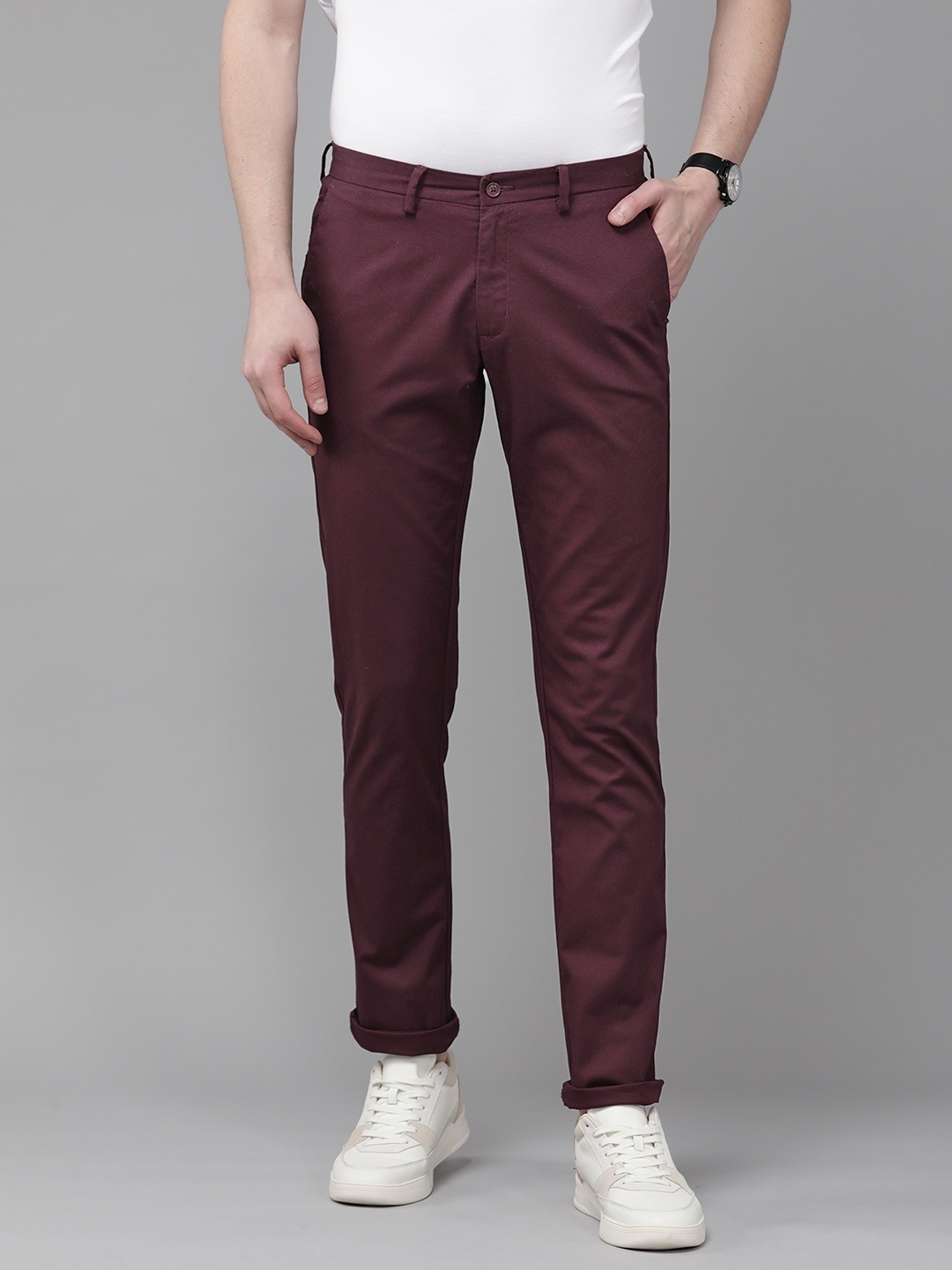 

Blackberrys Men Burgundy Tapered Fit Low-Rise Chinos