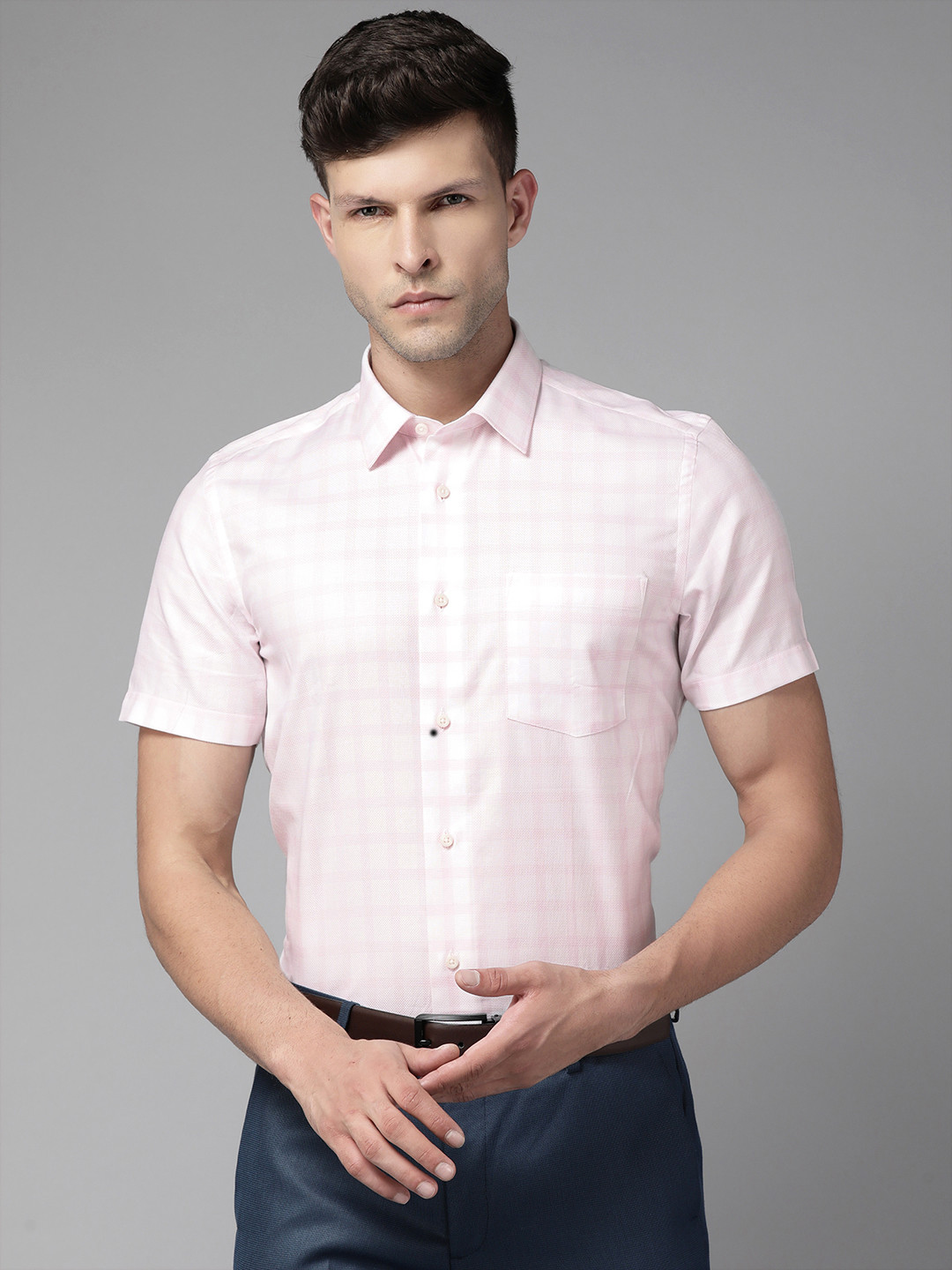

Blackberrys Men Pink Slim Fit Gingham Checks Checked Casual Shirt