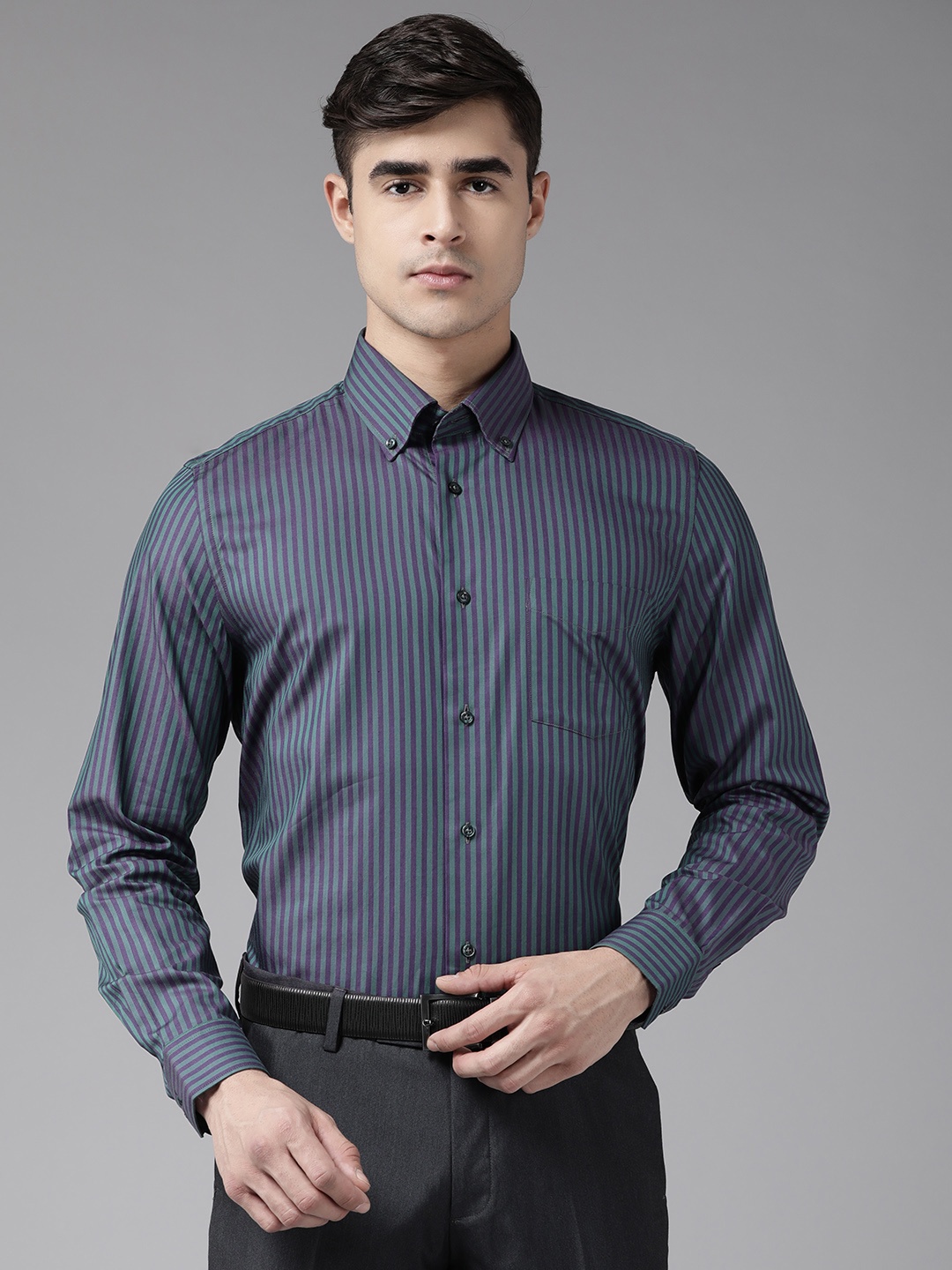 

Blackberrys Men Green & Purple Slim Fit Striped Formal Shirt