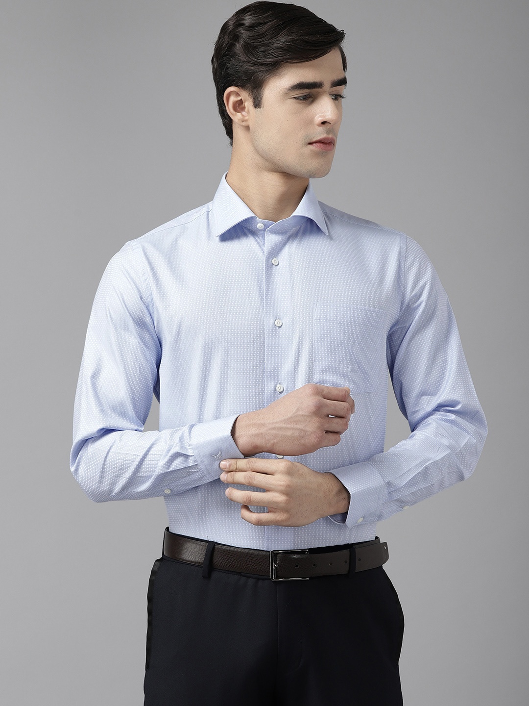 

Blackberrys Men Blue Pure Cotton Woven Design Slim Fit Formal Shirt