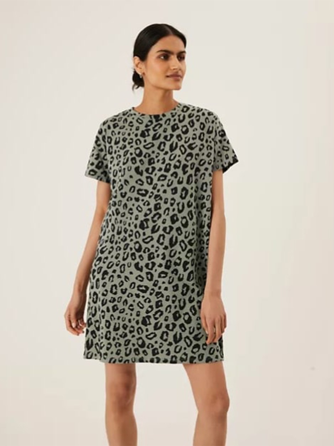 

Marks & Spencer Green & Black Animal Maxi Mini Dress