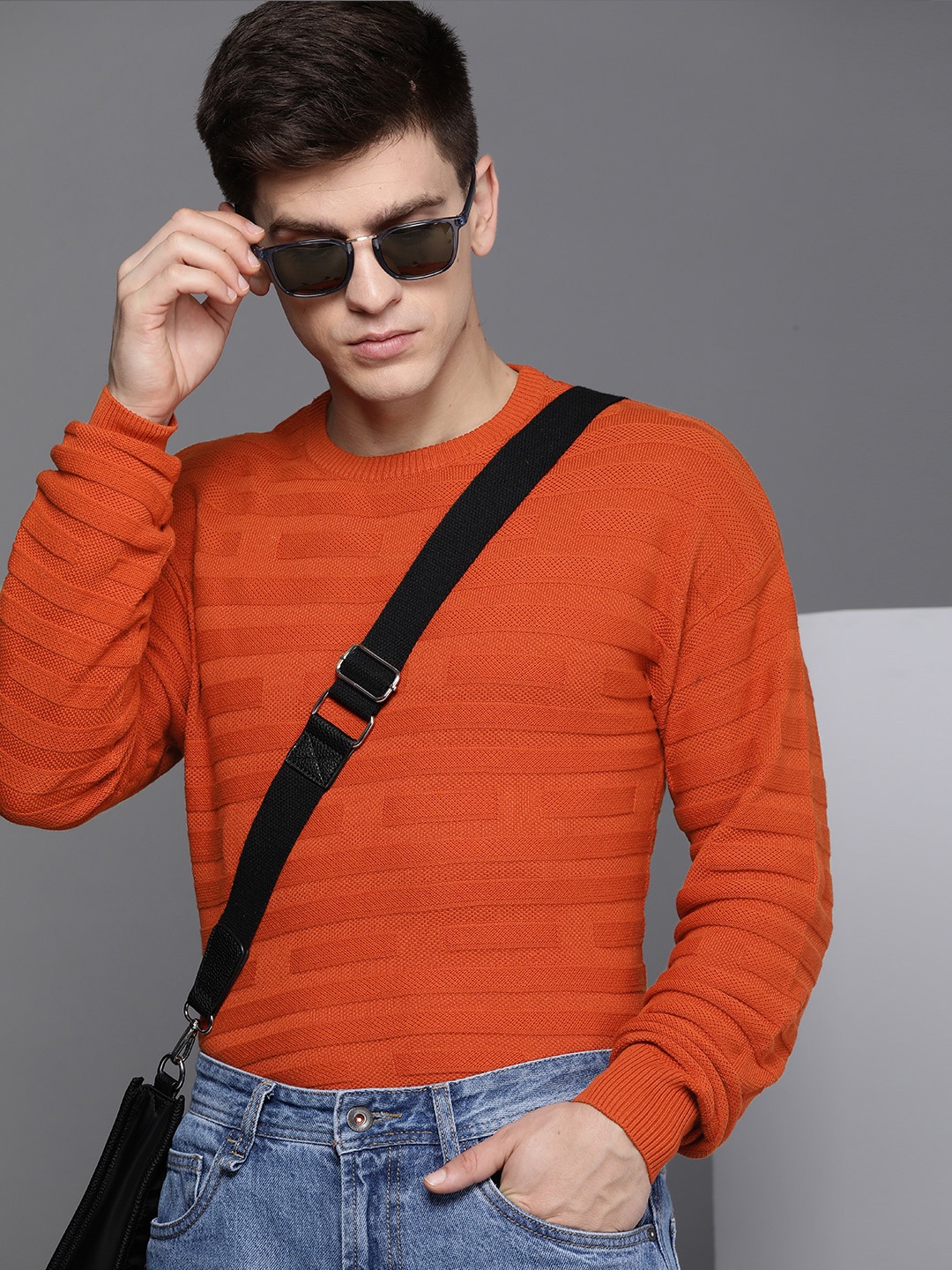 

Kenneth Cole Men Orange Self Design Pure Cotton Open-Knit Pullover Sweater