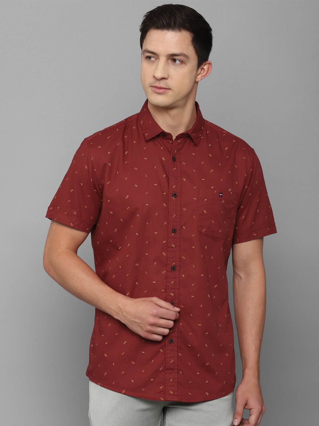 

Louis Philippe Jeans Men Maroon Slim Fit Printed Pure Cotton Casual Shirt