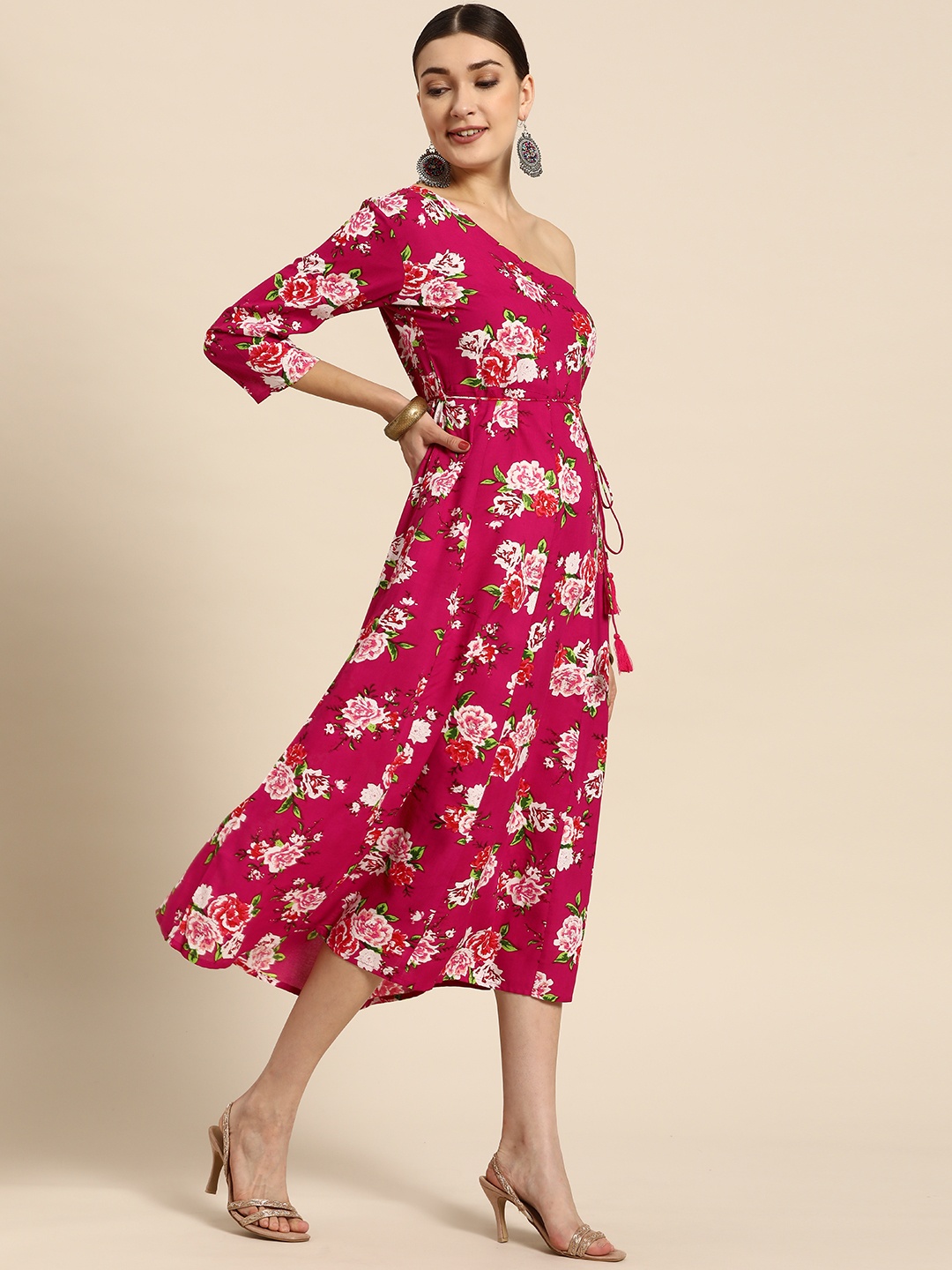

Sangria Magenta & White Floral Printed A-Line Midi Dress