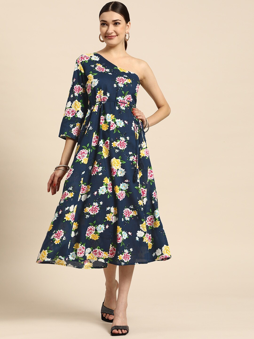 

Sangria Navy Blue & White Floral Printed A-Line Midi Dress