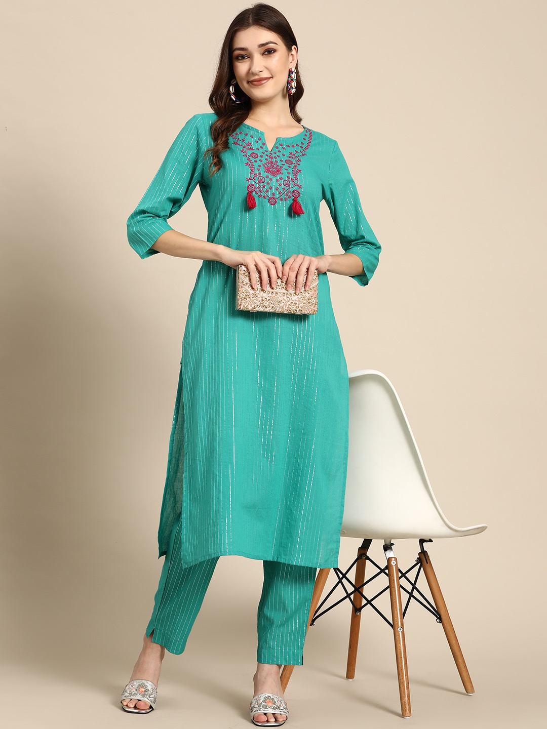 

Sangria Women Sea Green Ethnic Motifs Embroidered Kurta with Trousers