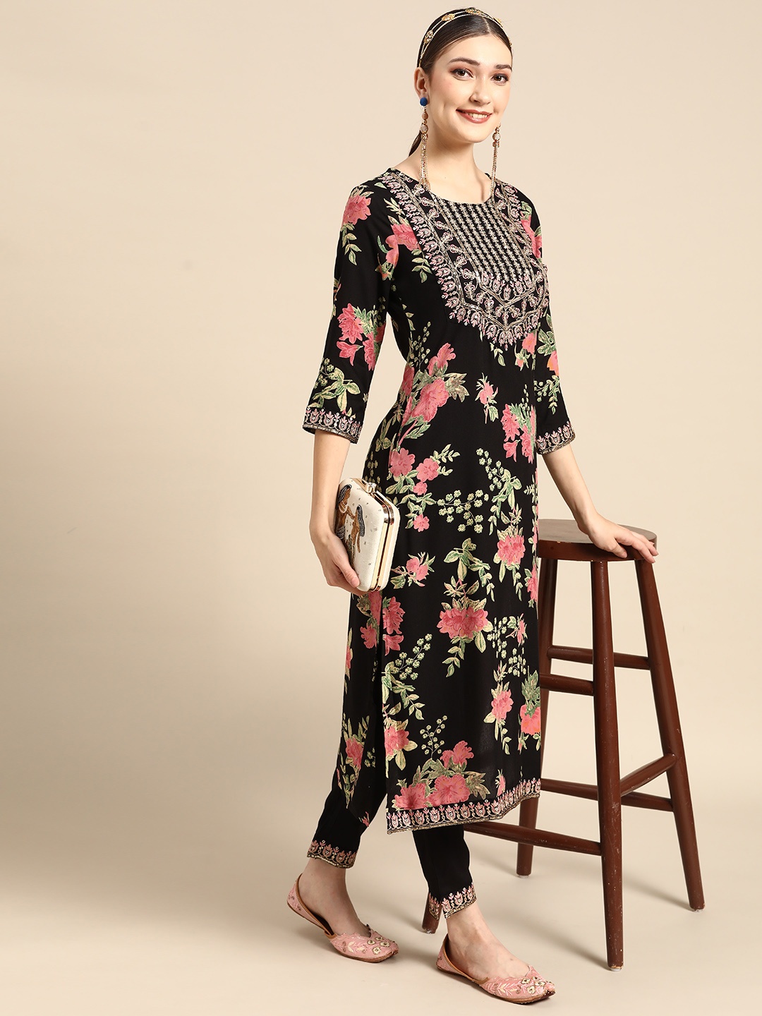 

Sangria Women Black Floral Printed Zari Embroidered Kurta with Trousers