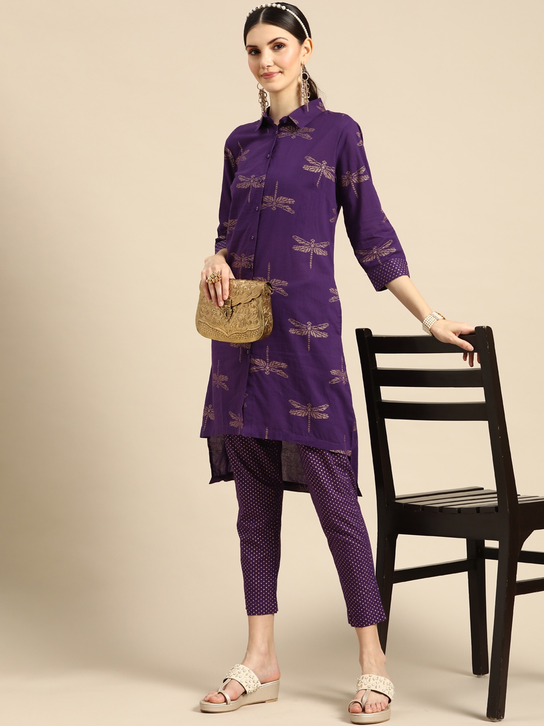 

Sangria Women Purple & Golden Animal Print Pure Cotton Kurta with Trousers