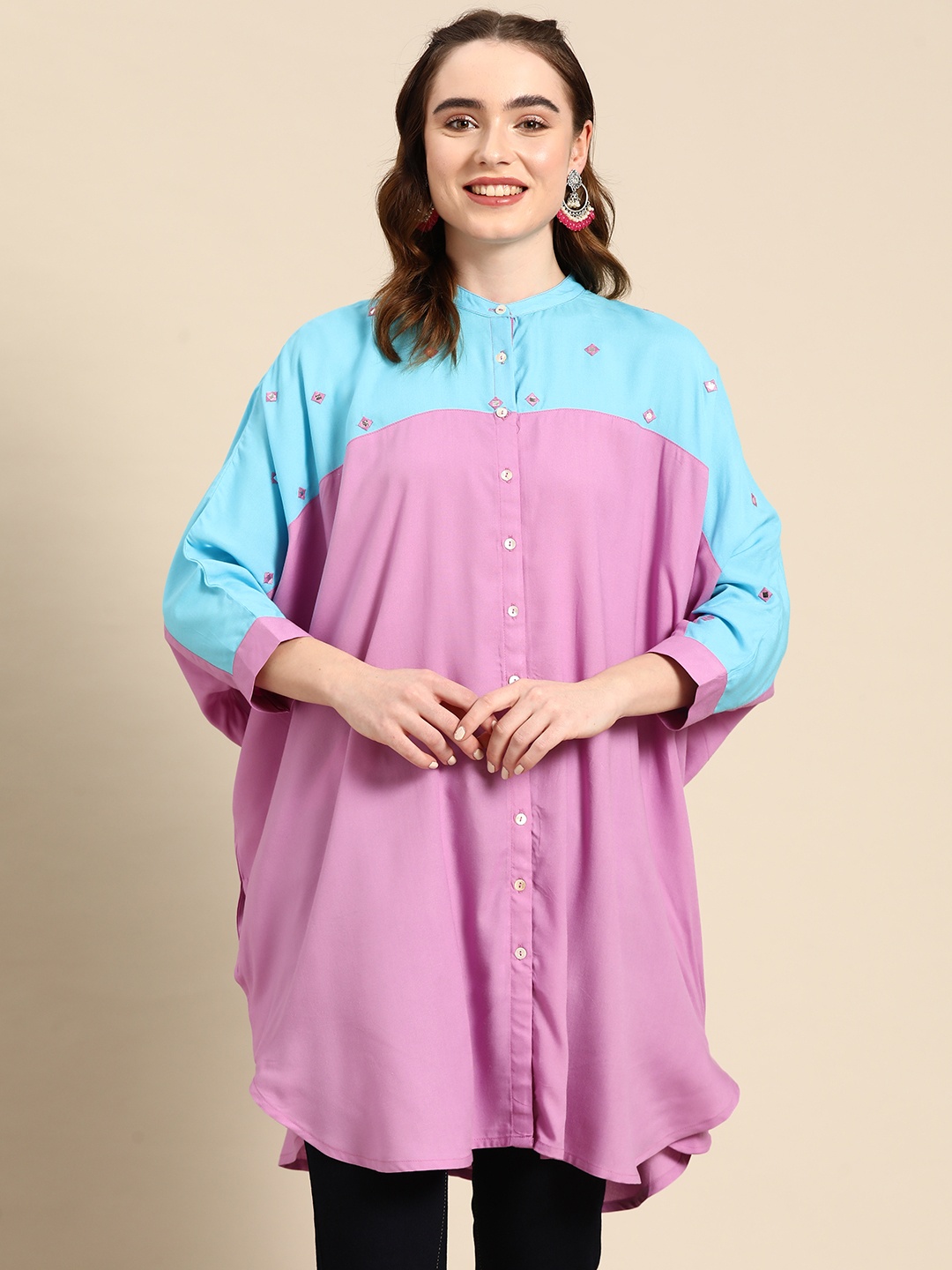 

Sangria Colourblocked Extended Sleeves Shirt Style Kurta, Pink