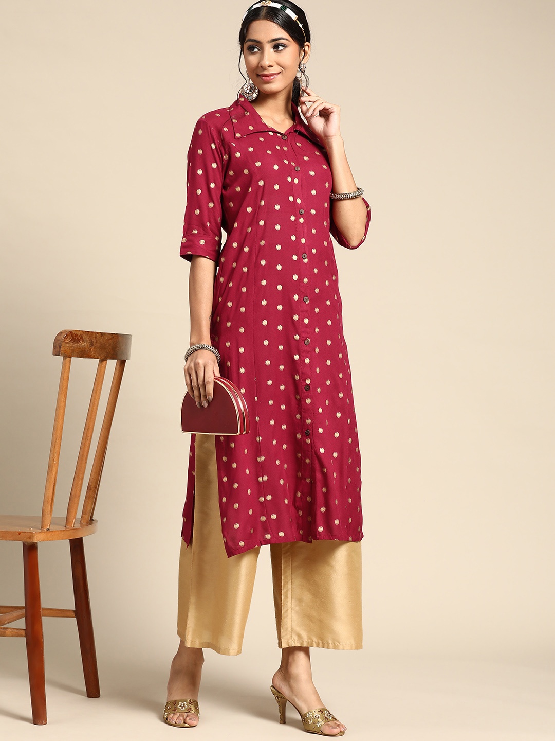 

Sangria Women Maroon & Gold-Toned Printed Kurta