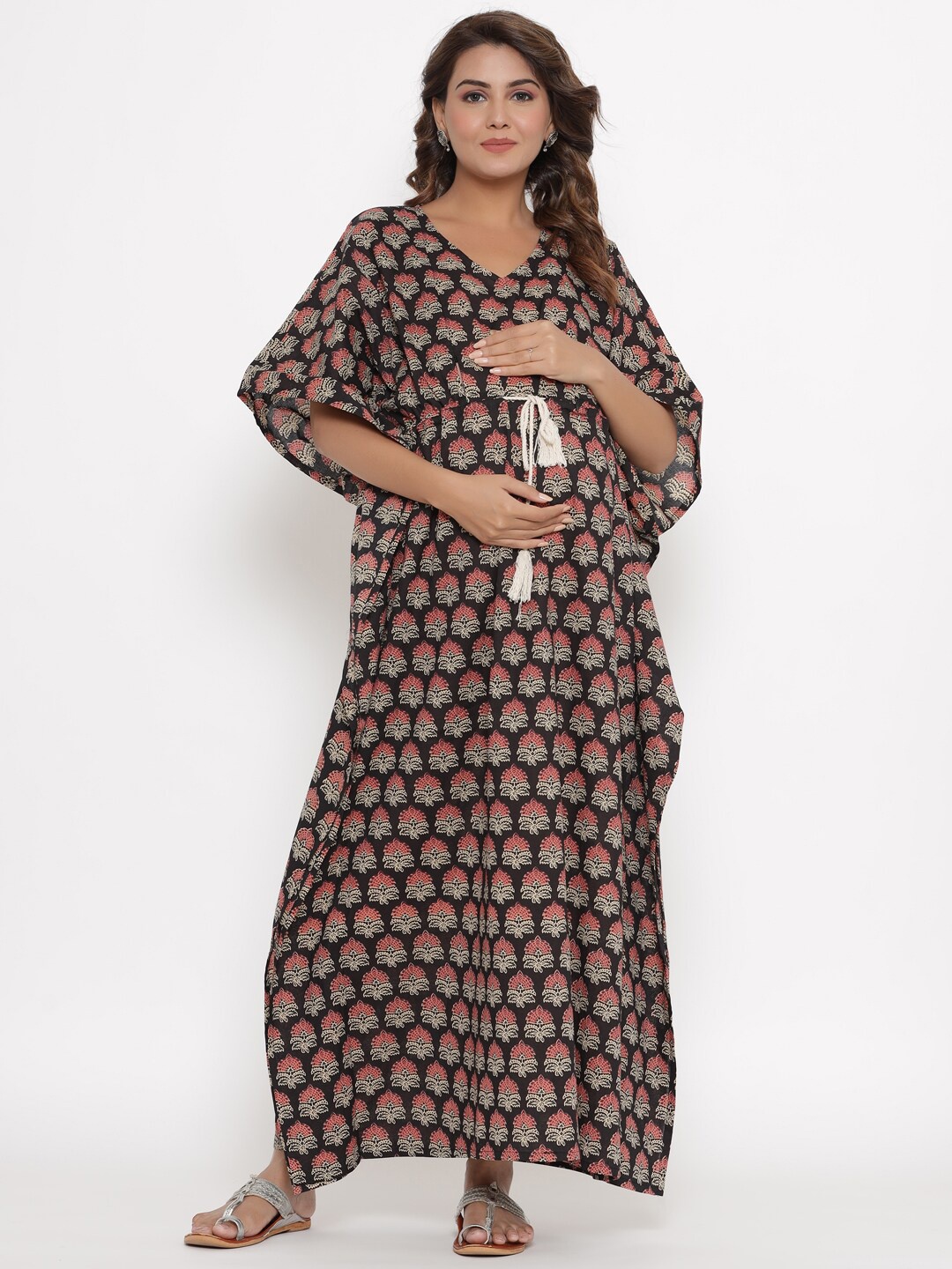 

Ikk Kudi by Seerat Black Printed Pure Cotton Maternity & Nursing Kaftan Maxi Nightdress