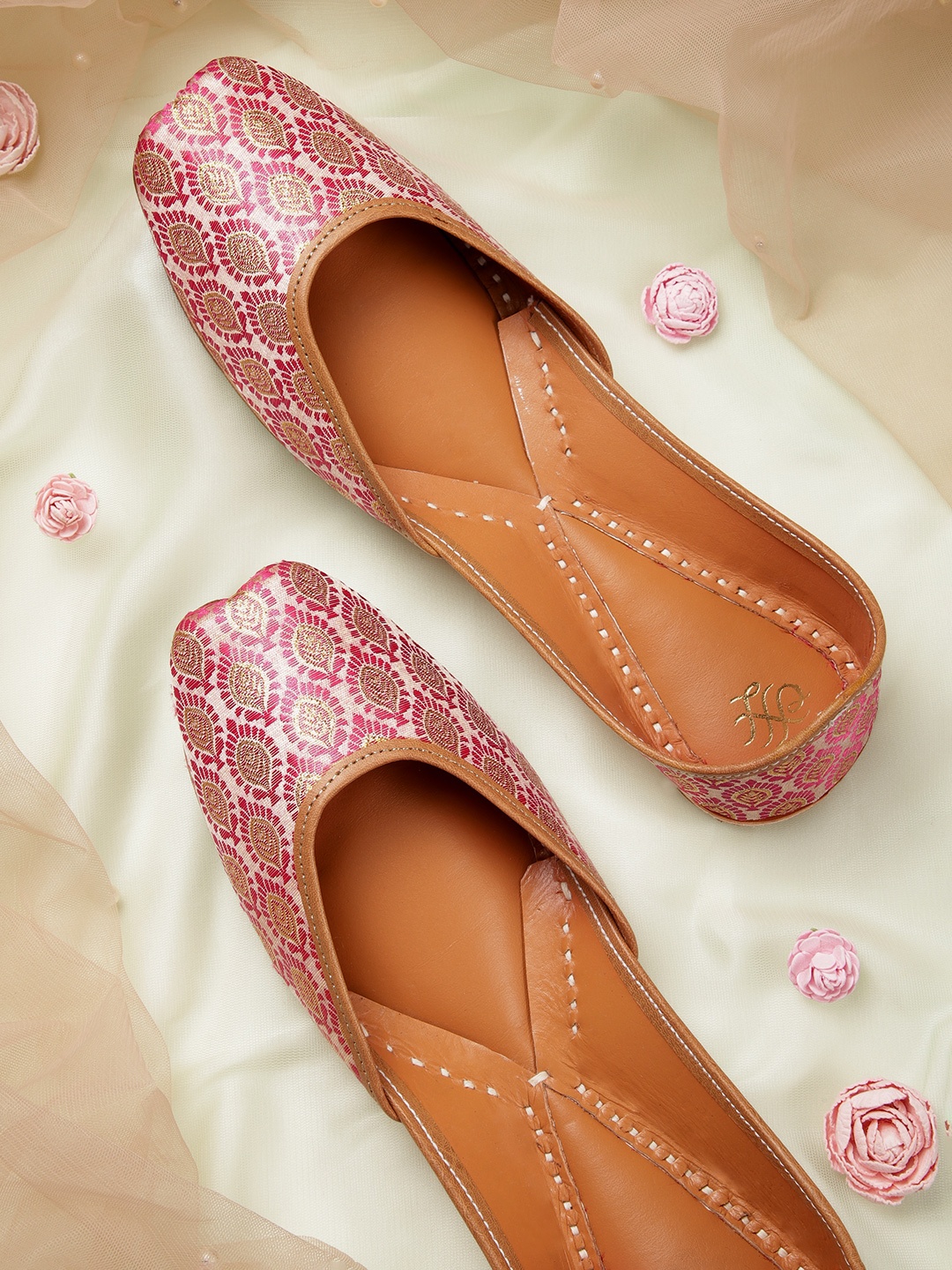 

House of Pataudi Women Ethnic Motifs Woven Design Mojaris, Pink