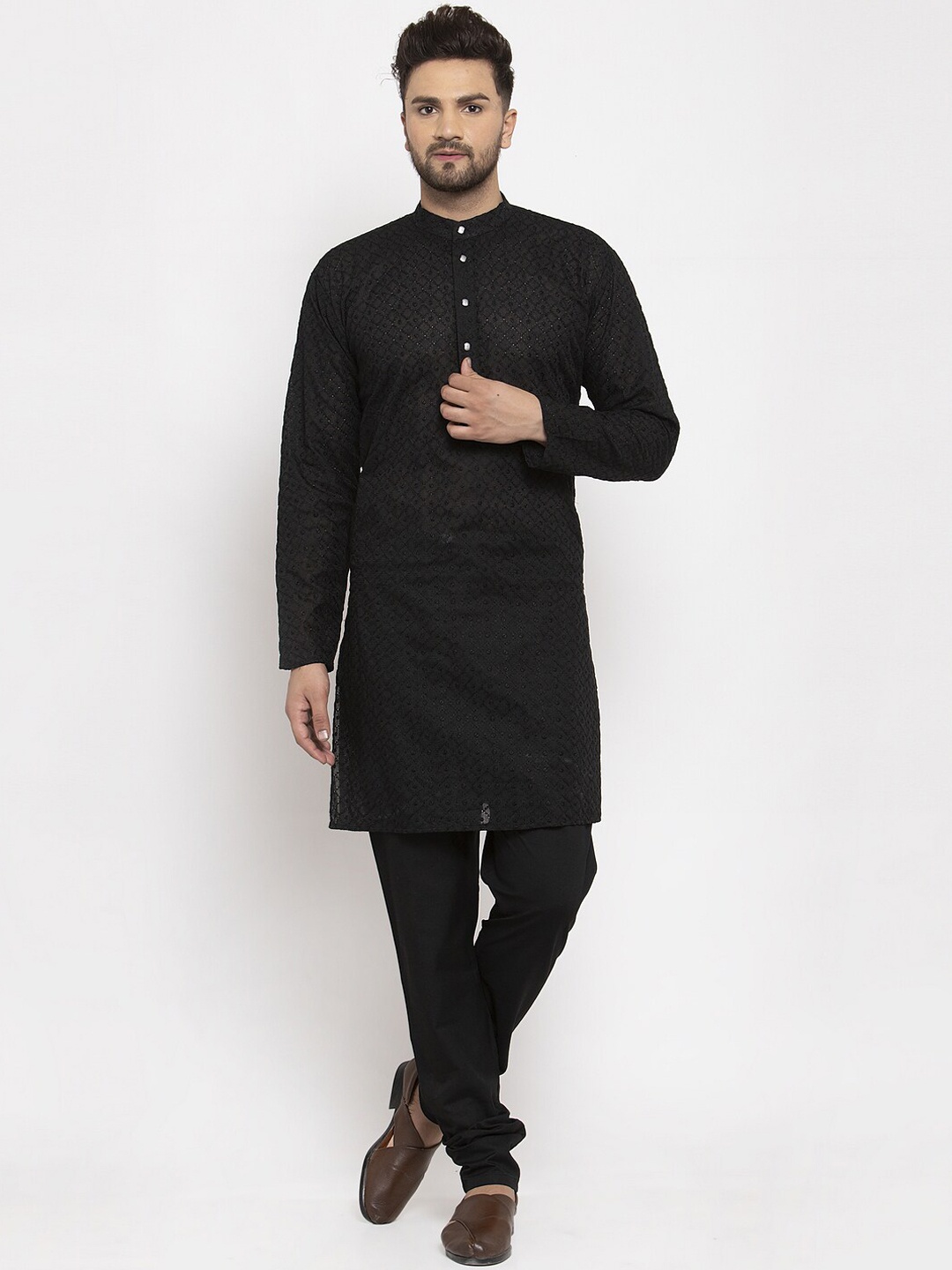 

Jompers Men Black Embroidered Chikankari Pure Cotton Kurta with Churidar