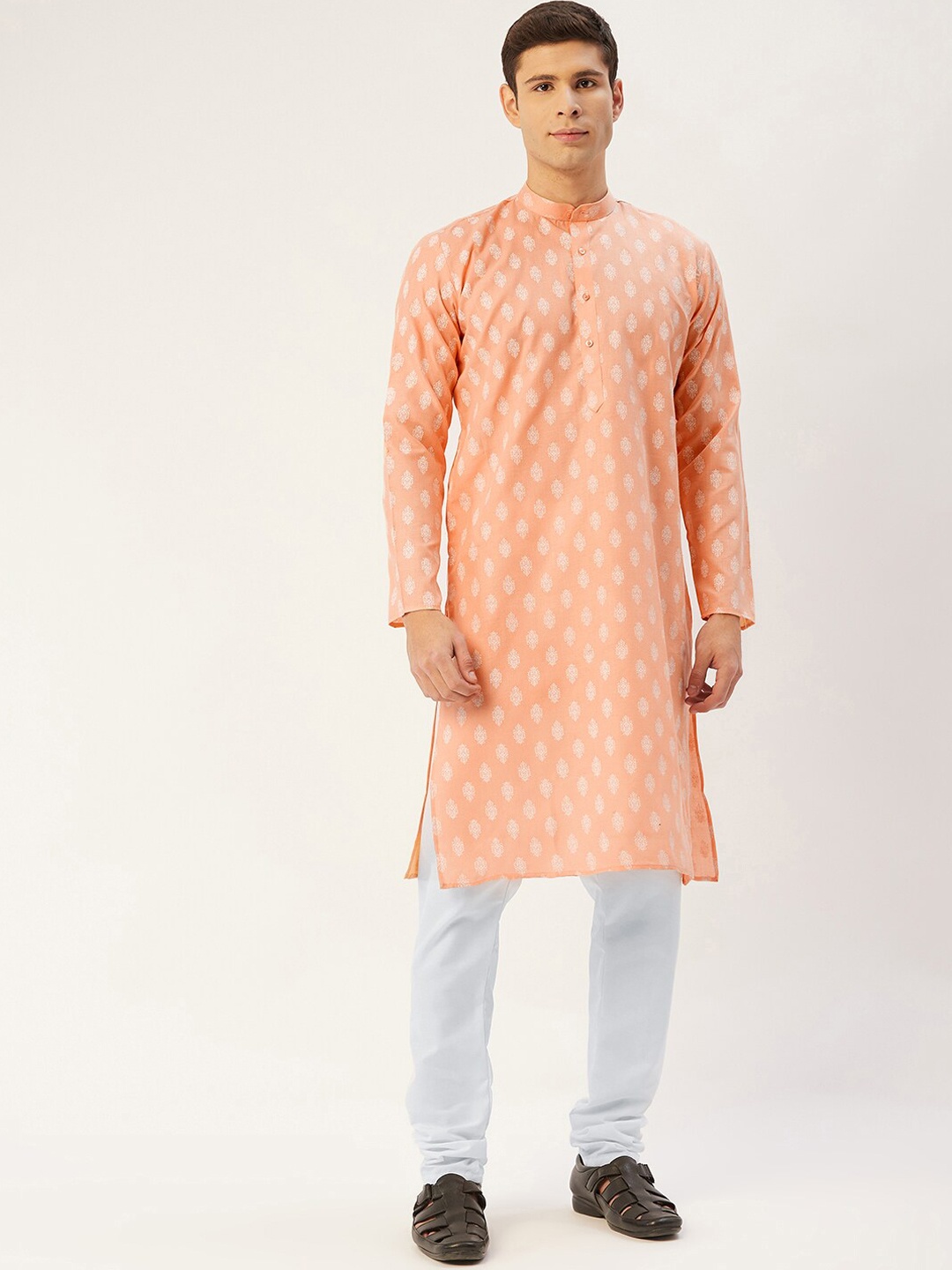 

Jompers Men Peach-Coloured Ethnic Motifs Printed Kurta with Pyjamas