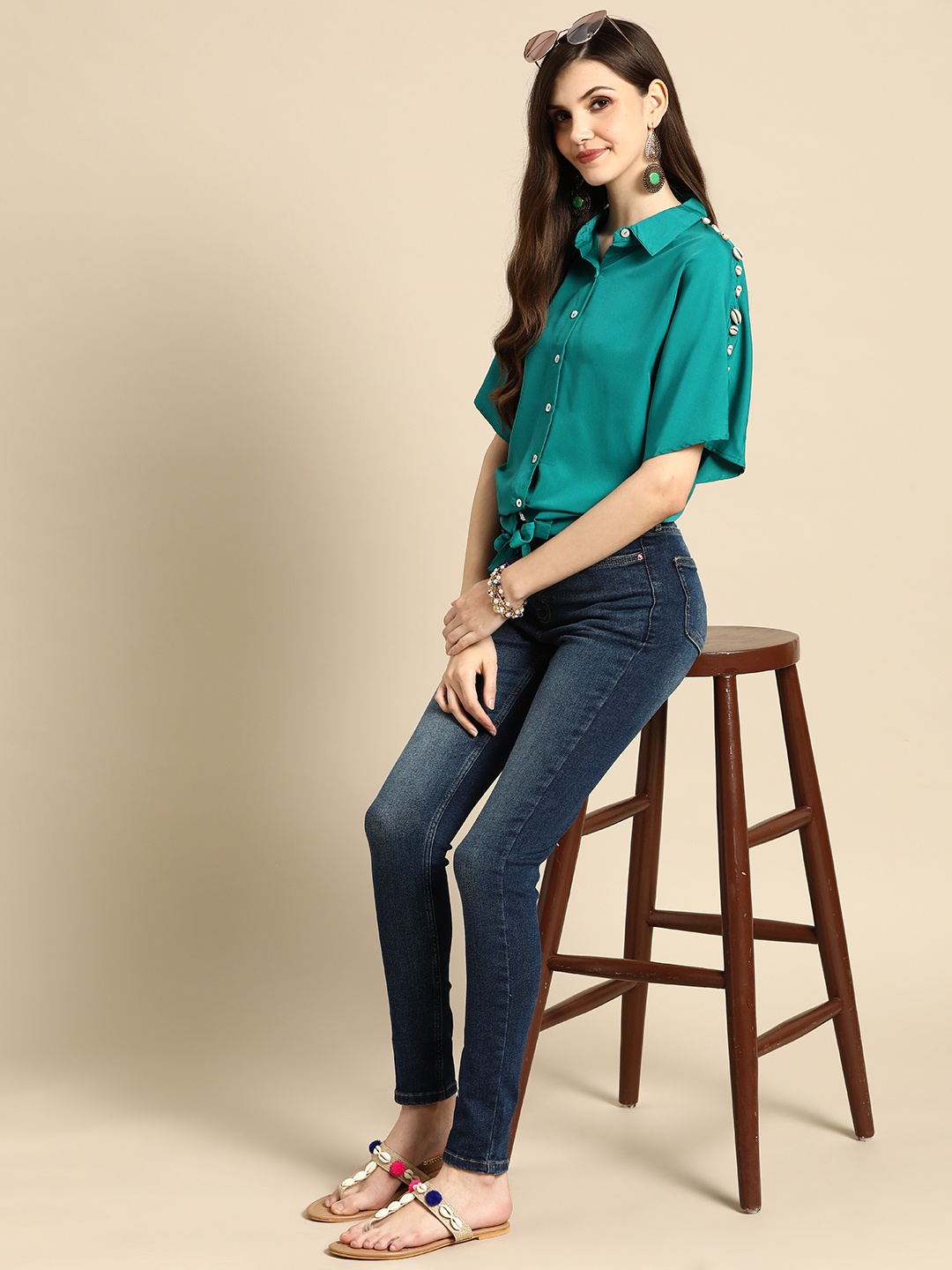

Sangria Women Teal Green Shell Detail Extended Sleeves Shirt Style Top