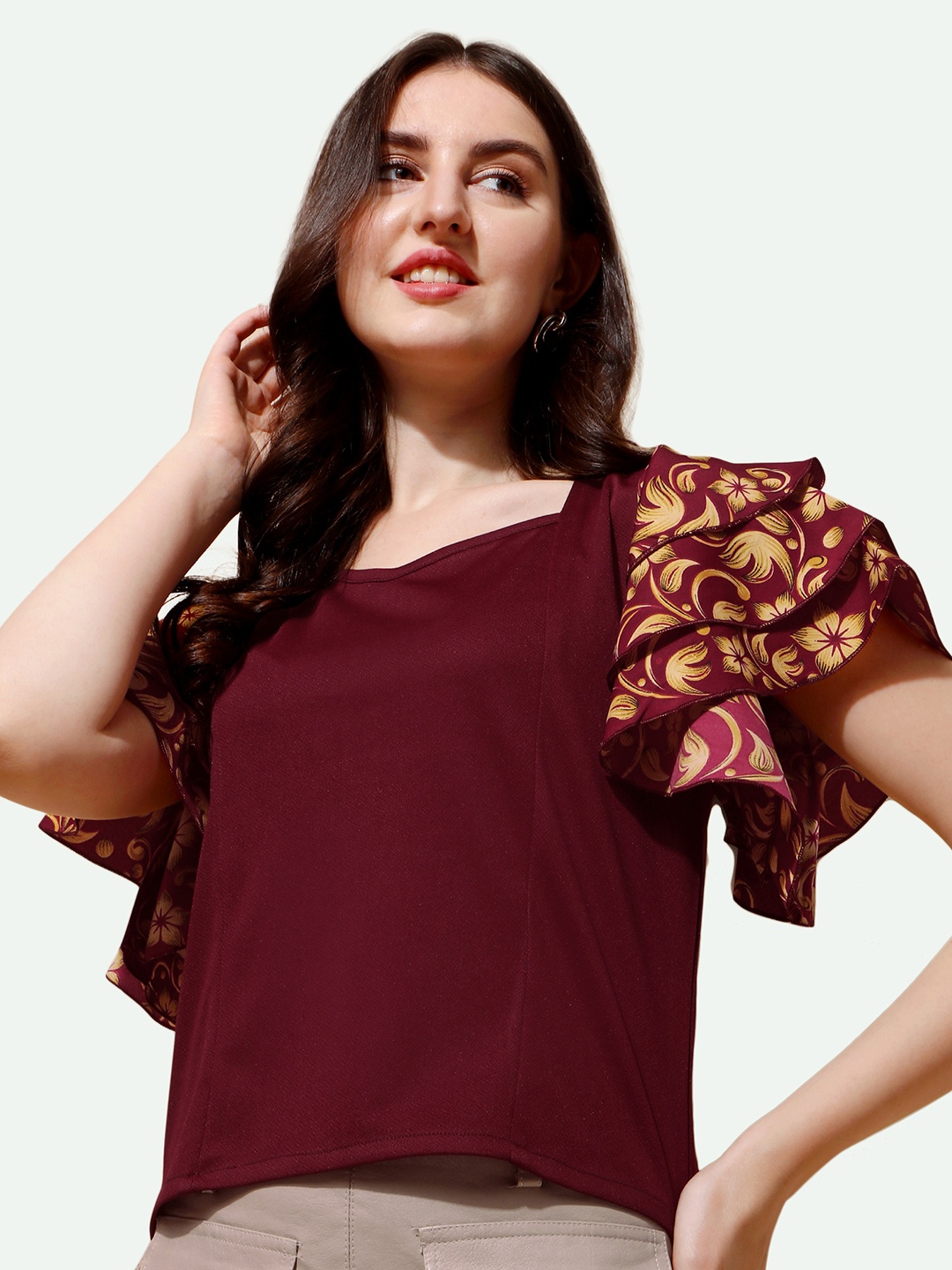 

Paralians Women Maroon & Yellow Sweetheart Neck Solid Floral Printed Layered Sleeve Top