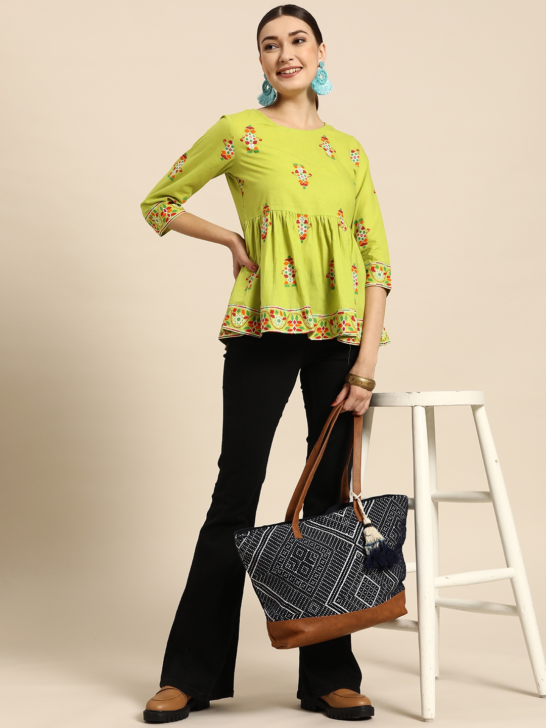 

Sangria Green Pure Cotton Ethnic Motifs Printed Tunic