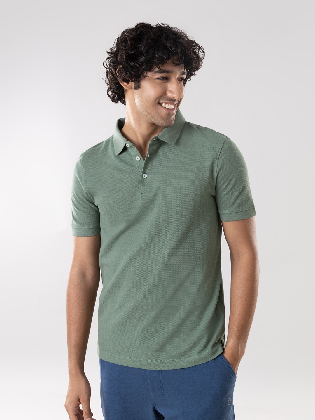 

Gloot Men Clean Cotton Anti Stain & Anti Odor T-shirt with No-Curl Polo Collar, Green