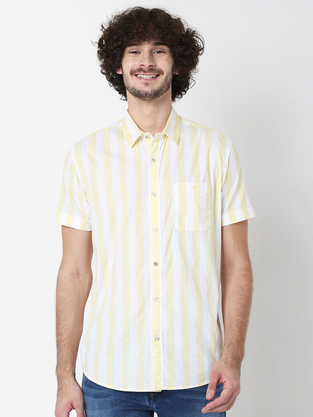 

Mufti Men White Classic Slim Fit Striped Cotton Casual Shirt
