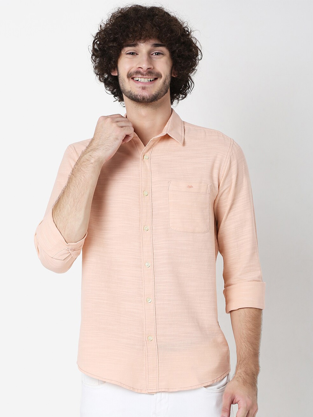 

Mufti Men Peach-Coloured Classic Slim Fit Cotton Casual Shirt