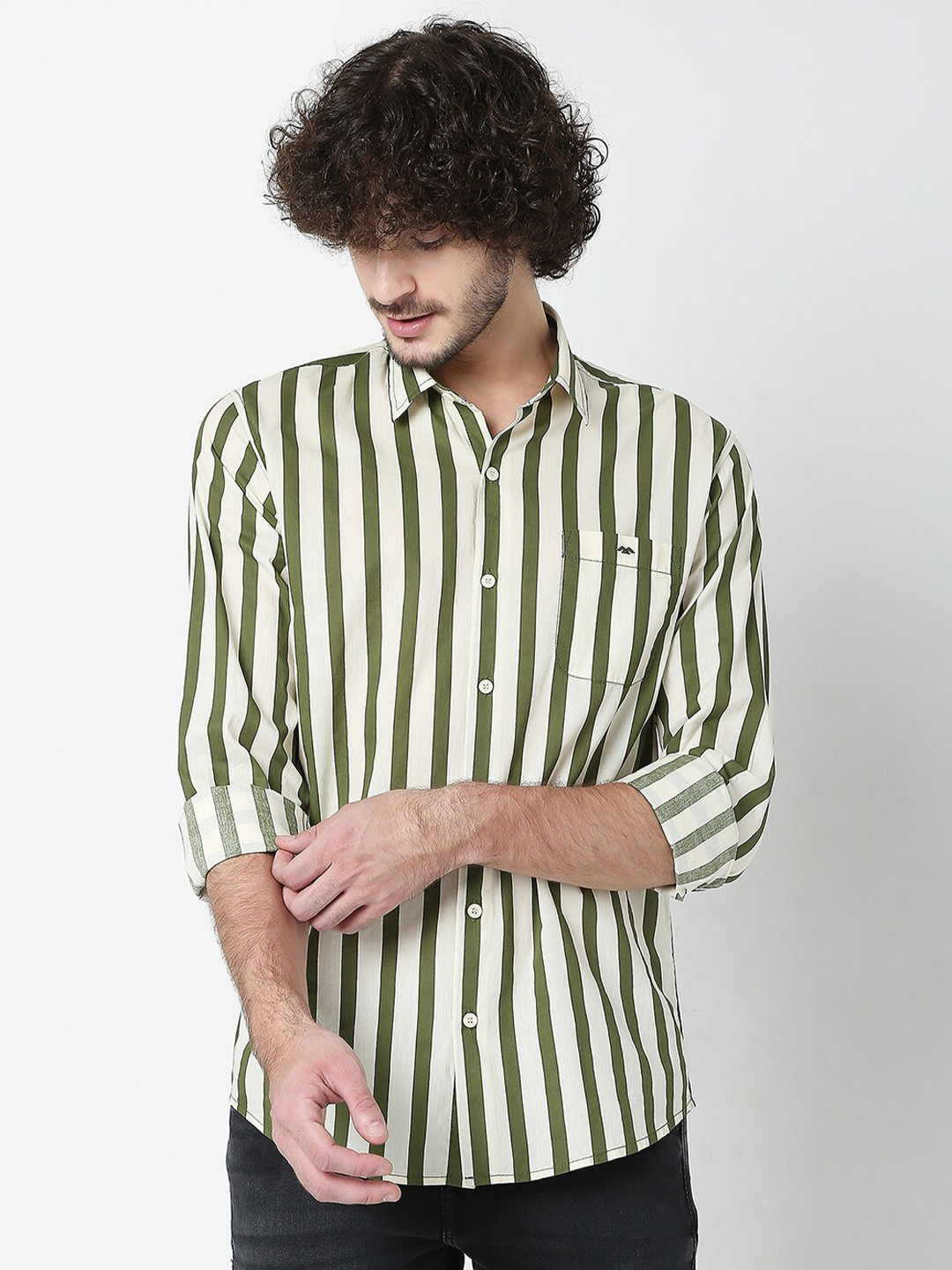

Mufti Men Beige Classic Slim Fit Striped Pure Cotton Casual Shirt