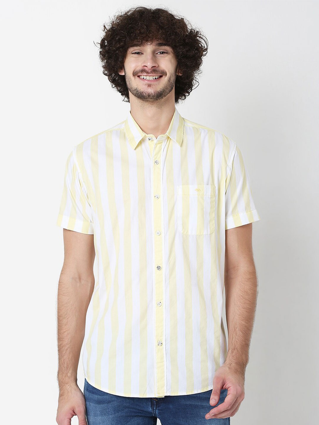 

Mufti Men White & Yellow Classic Slim Fit Striped Pure Cotton Casual Shirt