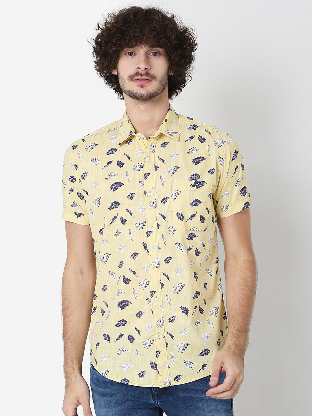 

Mufti Men Yellow Classic Slim Fit Printed Cotton Casual Shirt