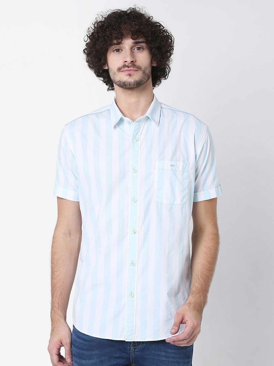 

Mufti Men White Classic Slim Fit Striped Pure Cotton Casual Shirt