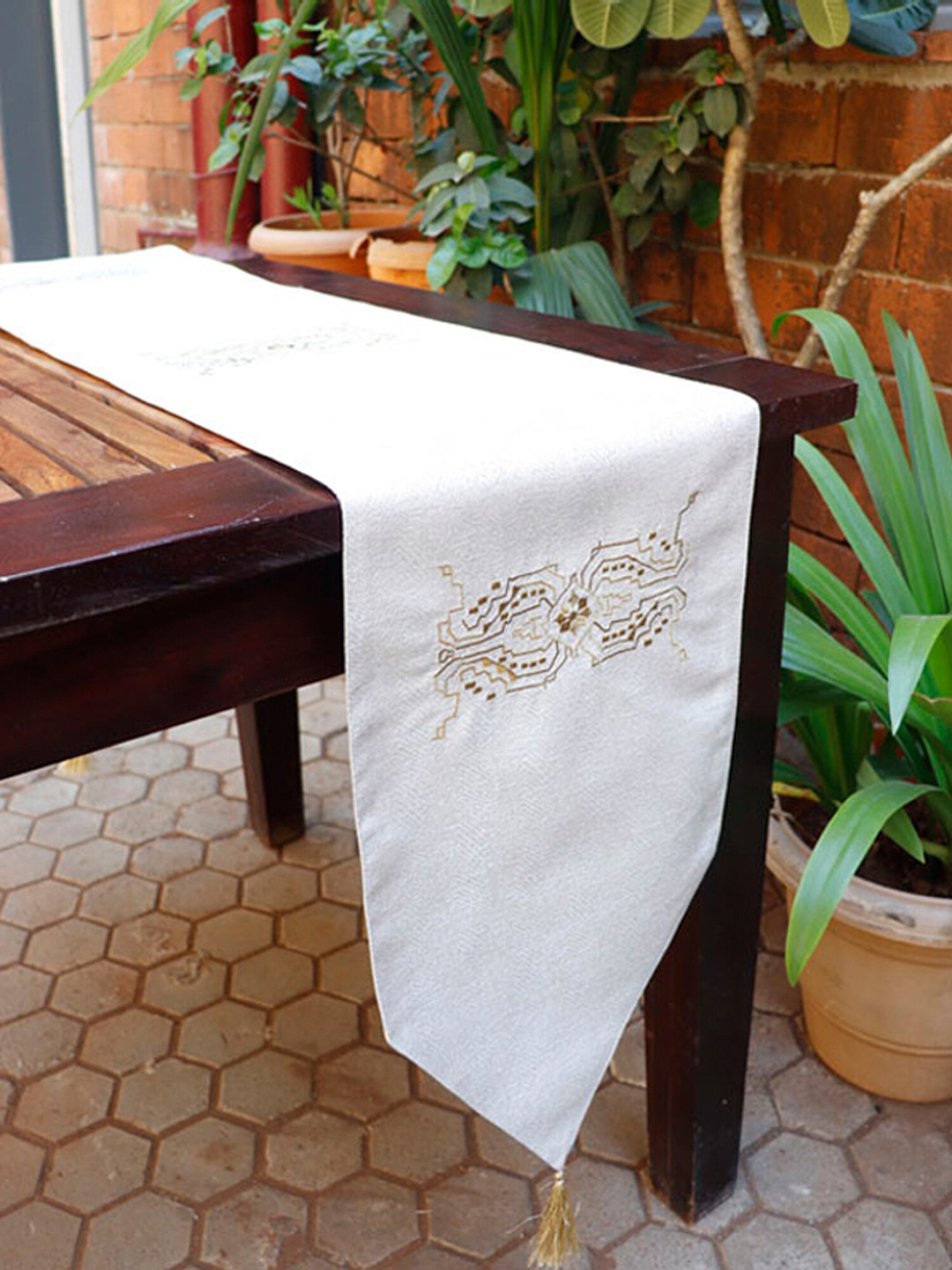

ZEBA Off White & Gold-Colored Embroidered 6 Seater Table Runners