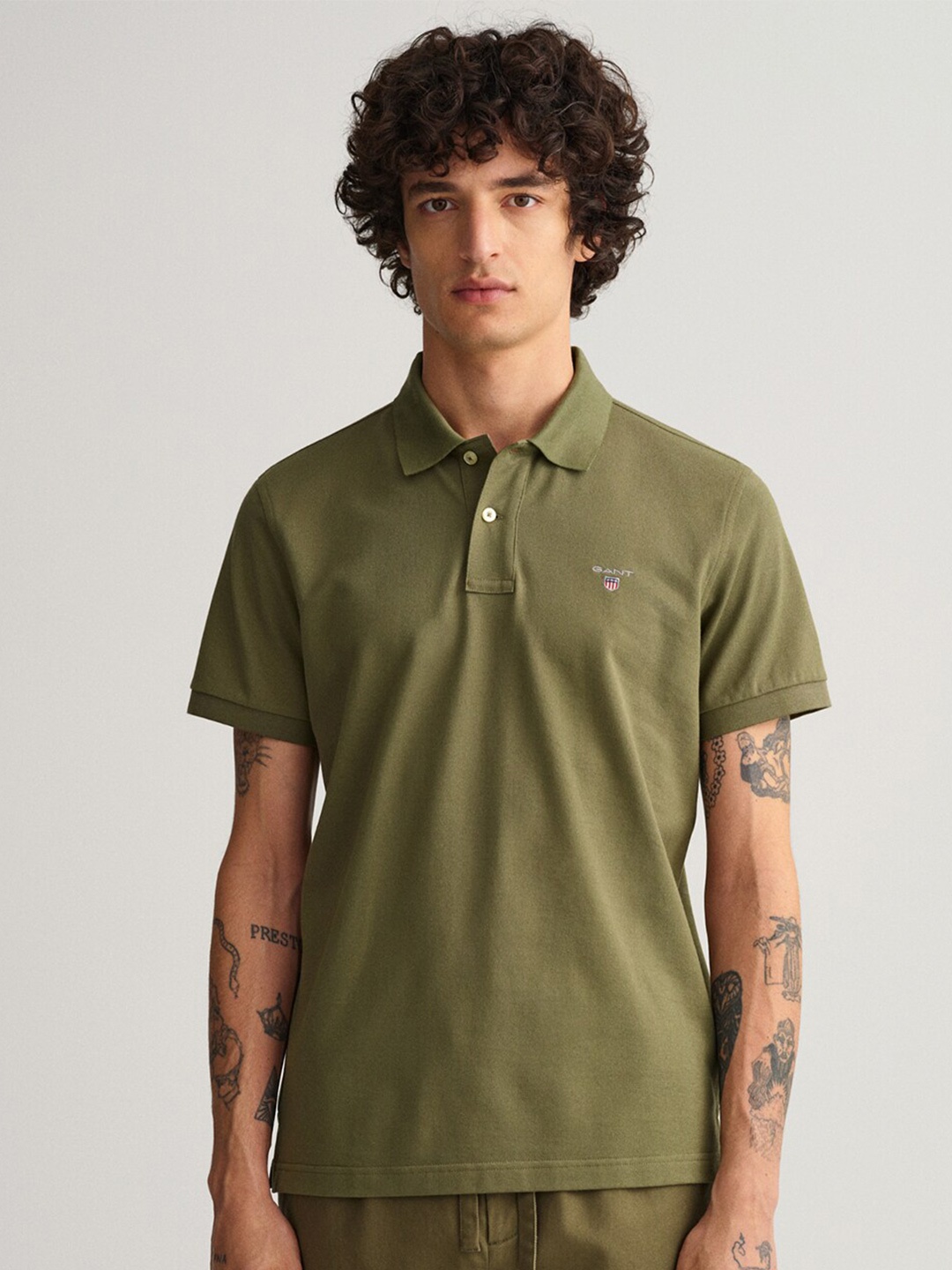 

GANT Men Olive Green Polo Collar Raw Edge T-shirt