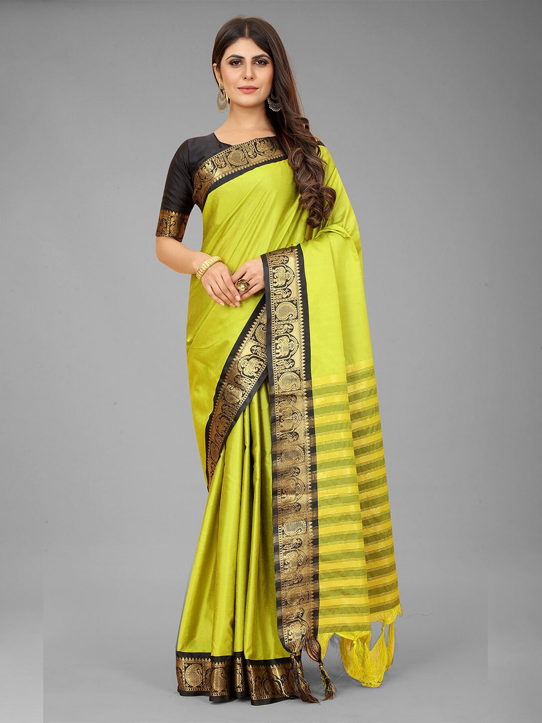 

Anjaneya Sarees Yellow & Black Zari Saree