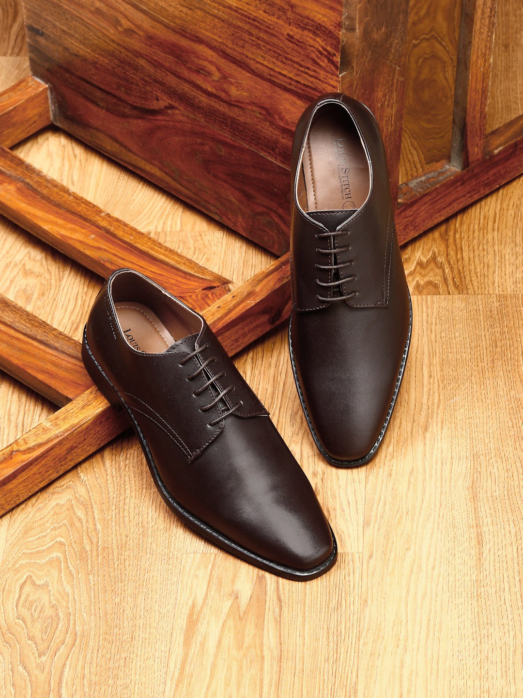 

LOUIS STITCH Men Brown Solid Italian Leather Formal Derbys