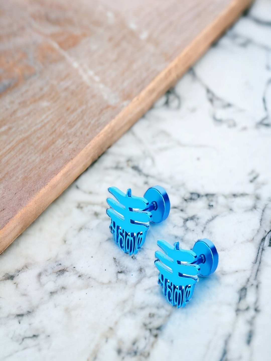 

Goldnera Blue Contemporary Studs Earrings