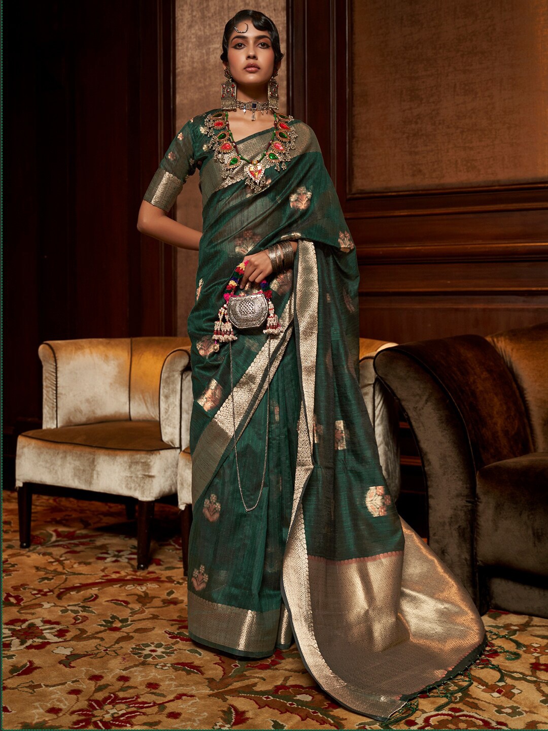 

Mitera Green & Red Woven Design Zari Silk Blend Banarasi Saree