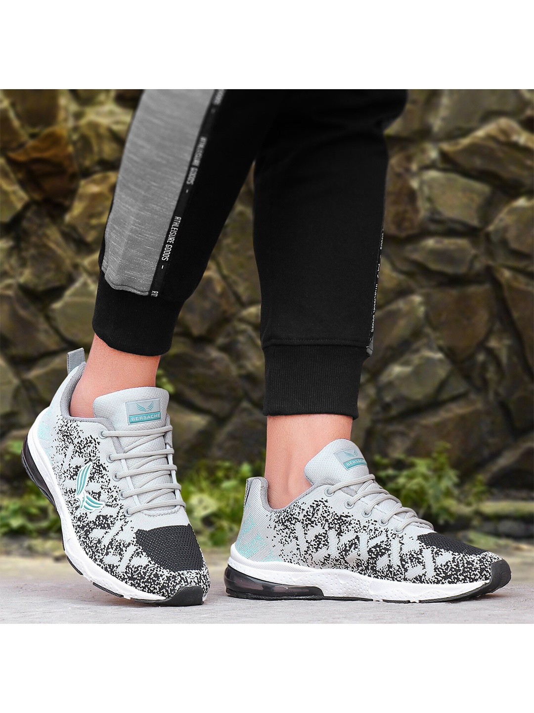 

BERSACHE Men Silver-Toned Running Shoes